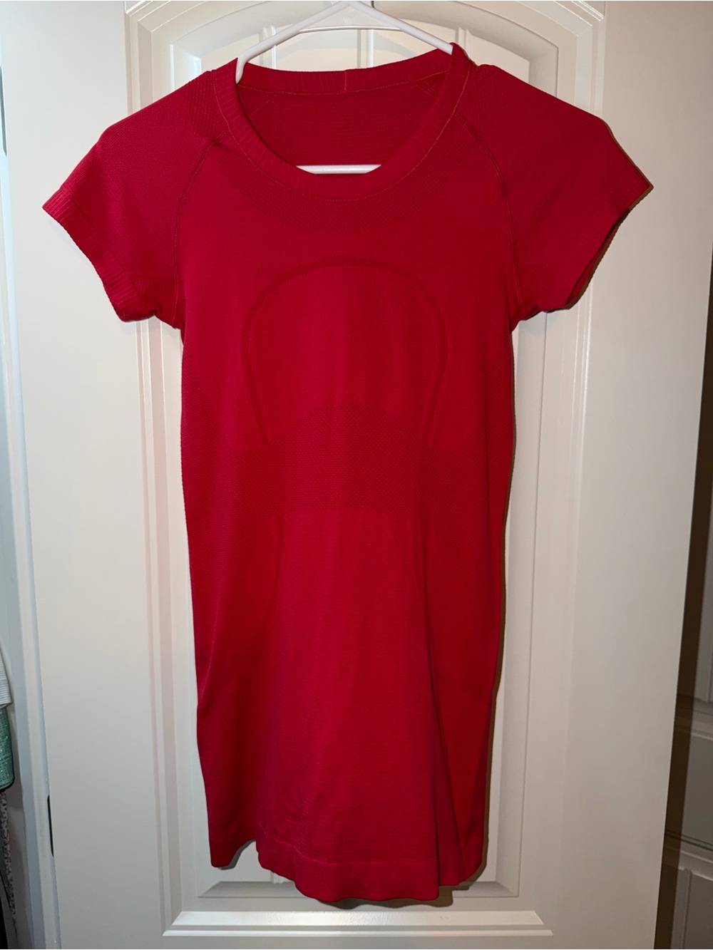 Lululemon Swiftly Tech Short Sleeve 2.0 in Red